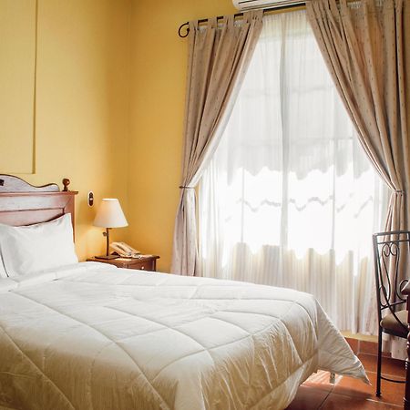 Hotel Villa Terra San Salvador Esterno foto