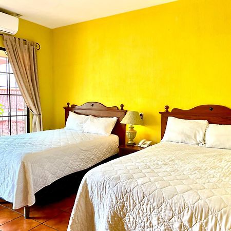 Hotel Villa Terra San Salvador Esterno foto