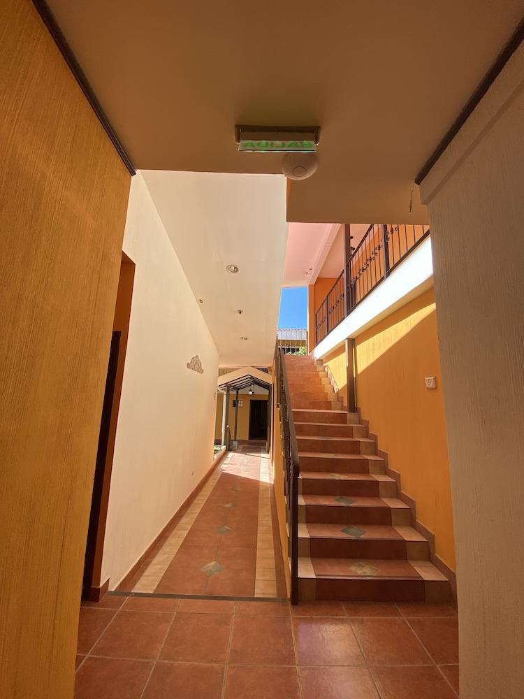 Hotel Villa Terra San Salvador Esterno foto
