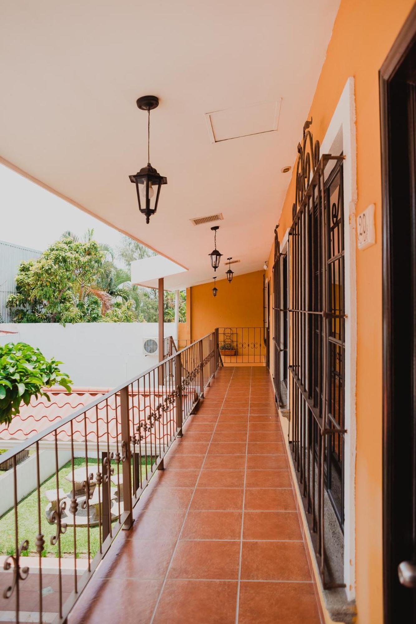 Hotel Villa Terra San Salvador Esterno foto