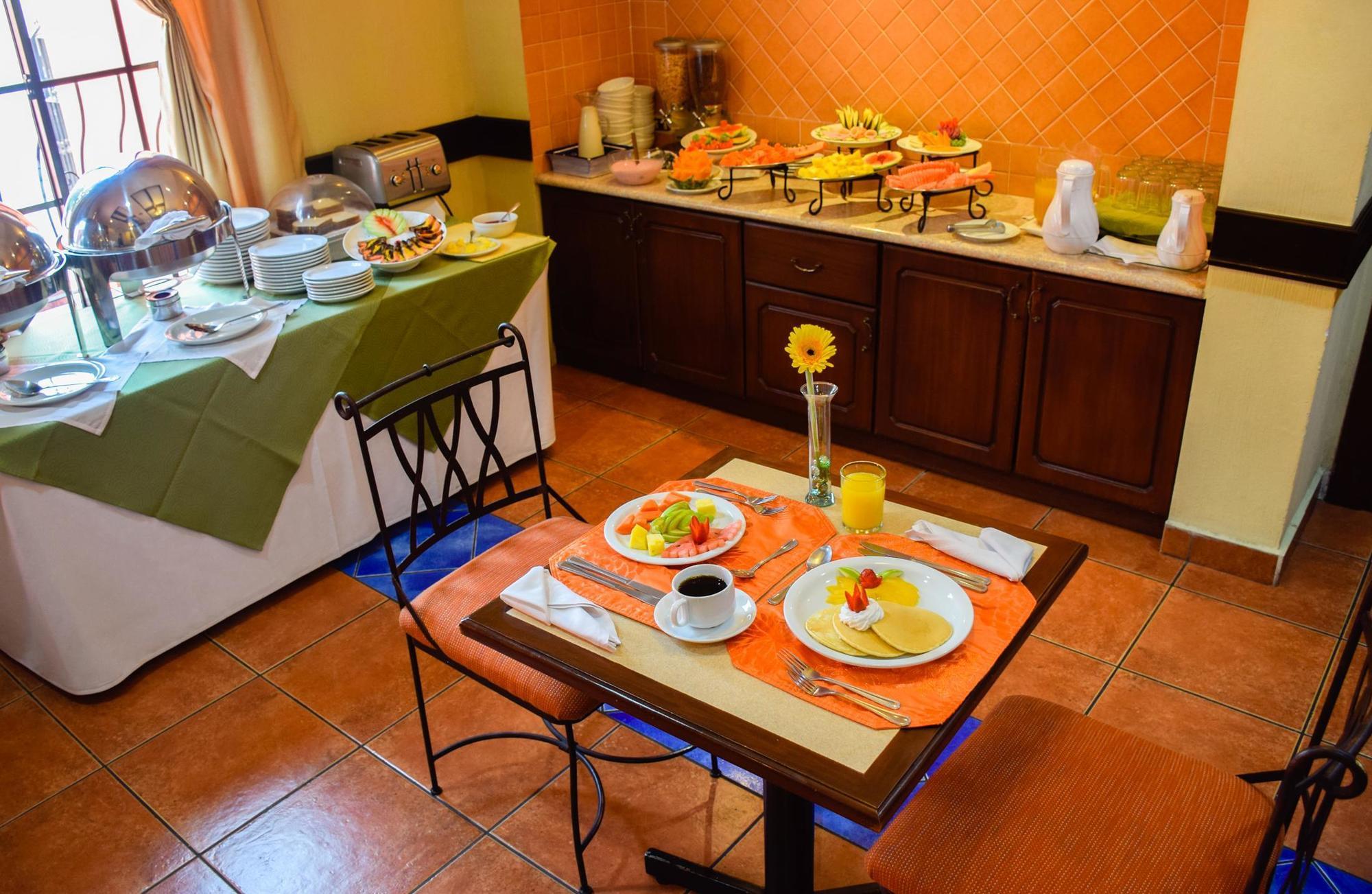 Hotel Villa Terra San Salvador Esterno foto