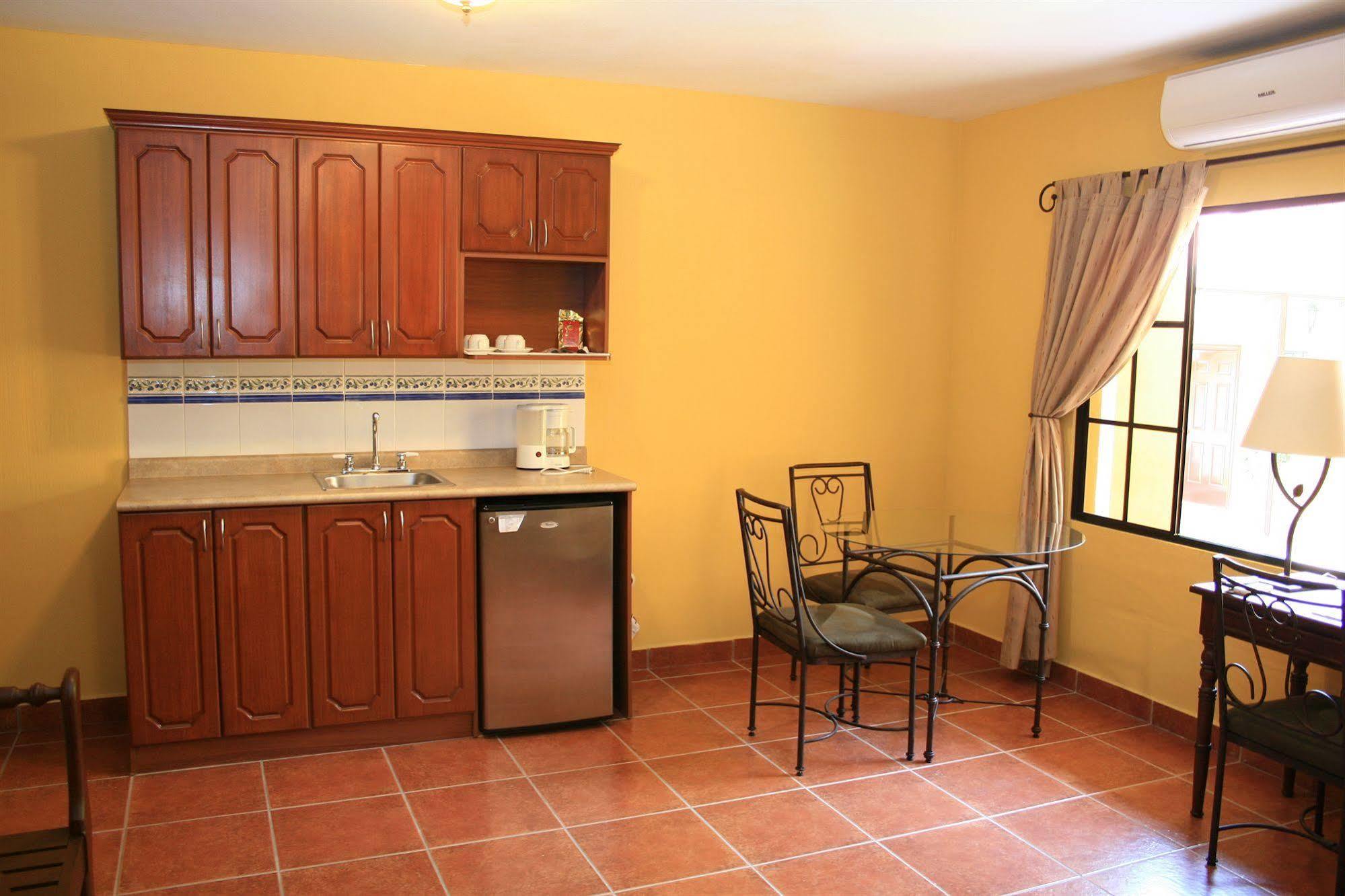 Hotel Villa Terra San Salvador Esterno foto