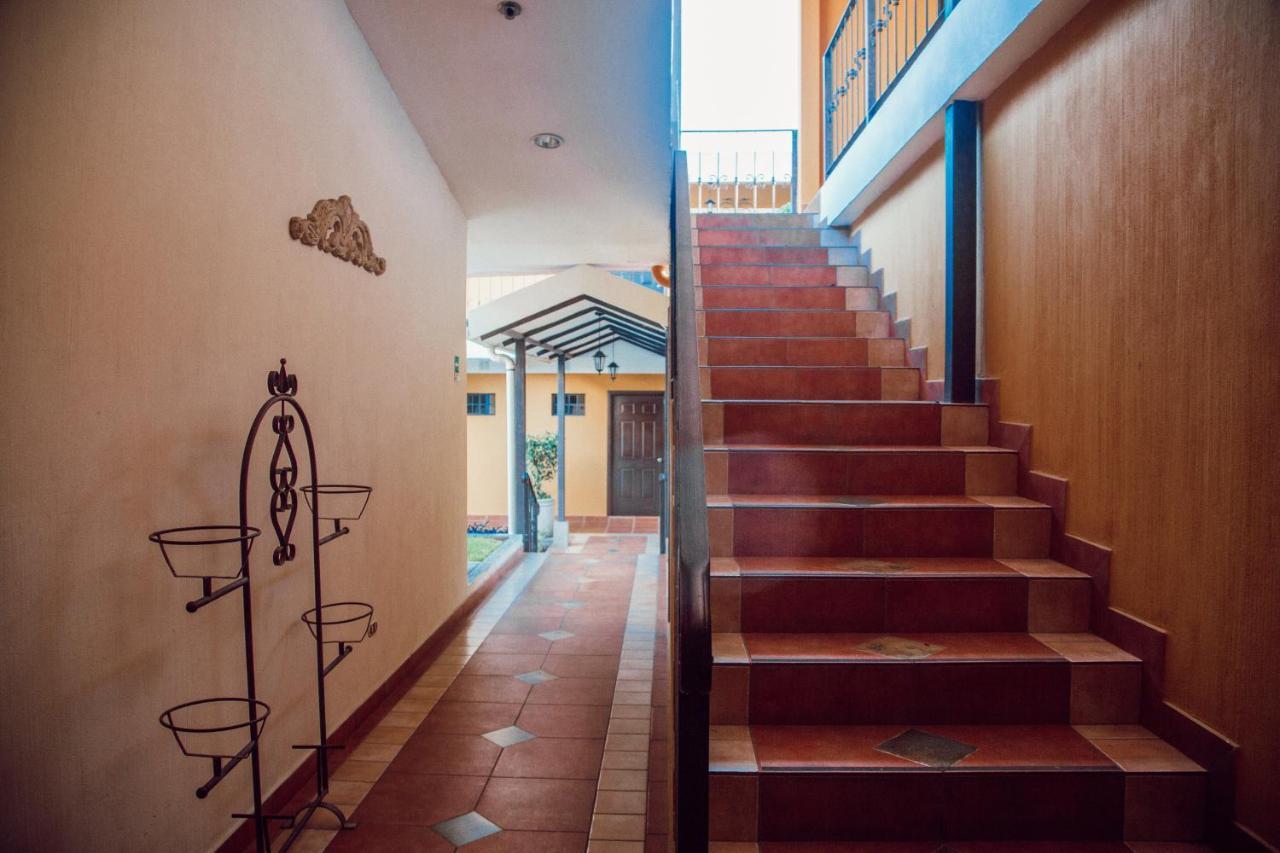 Hotel Villa Terra San Salvador Esterno foto